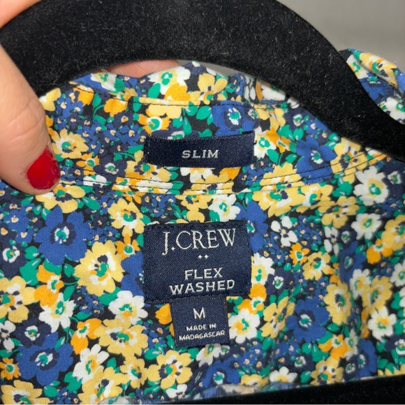 J. Crew Men's Printed Short Sleeve Slim Flex Casual Shirt - Picture 2 of 7